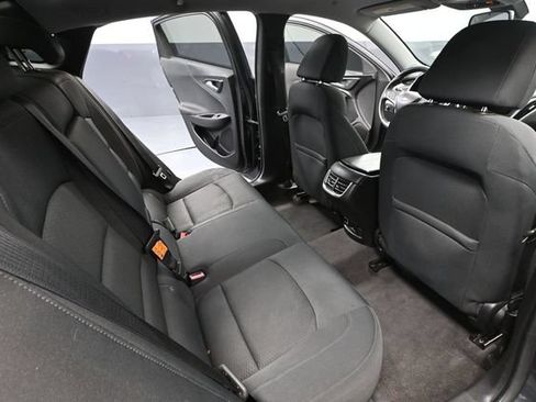 Used 2016 Chevrolet Malibu LT FWD image 38