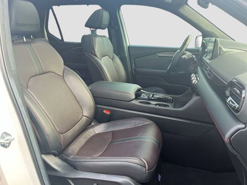 Used 2025 Honda Pilot Black Edition image 32