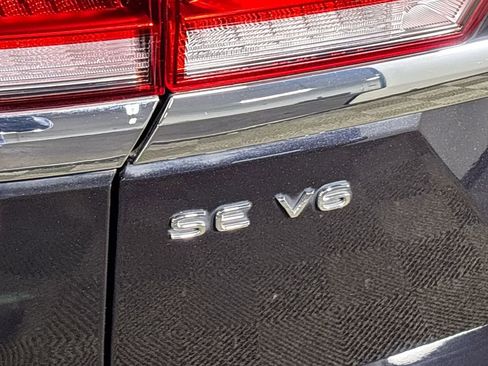 Used 2023 Volkswagen Atlas SE image 23