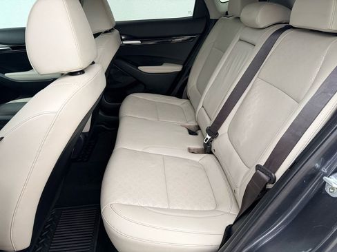 Used 2021 Kia Seltos EX image 13