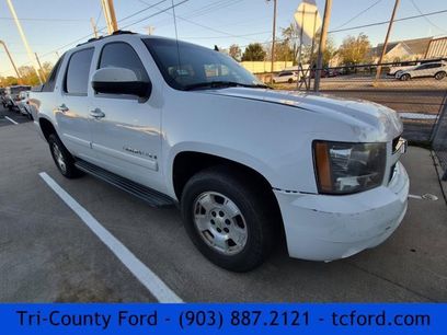 Used 2007 Chevrolet Avalanche LT w/ LT Preferred Equipment Group