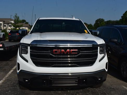Used 2026 GMC Sierra 1500 SLT w/ SLT Premium Package AWD/4WD image 2
