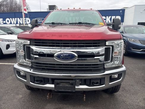 Used 2017 Ford F250 XLT w/ XLT Value Package image 2