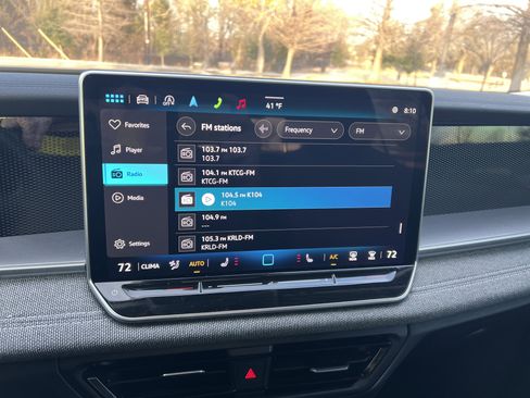 Used 2025 Volkswagen Tiguan S image 21