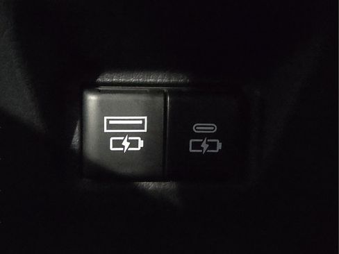Certified 2026 Toyota Camry SE w/ Multimedia Upgrade Package FWD image 15