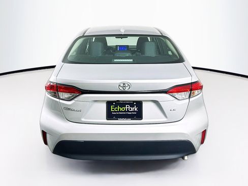Used 2024 Toyota Corolla LE image 7