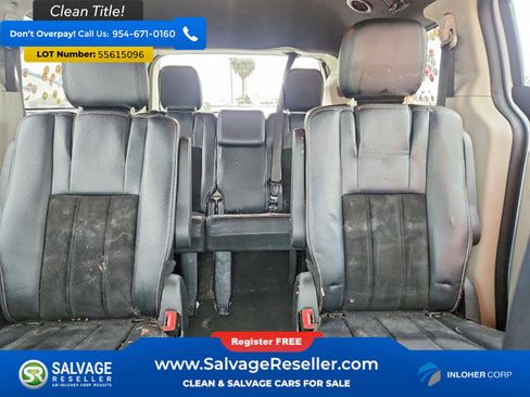 Used 2017 Dodge Grand Caravan SXT FWD image 13
