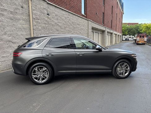 Used 2023 Genesis GV70 2.5T w/ Advanced Package AWD/4WD image 2