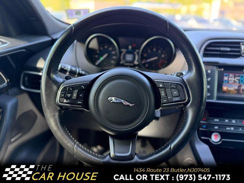 Used 2017 Jaguar F-PACE Premium AWD/4WD image 26