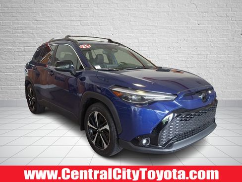 Used 2025 Toyota Corolla Cross AWD Hybrid w/ Convenience Package image 1