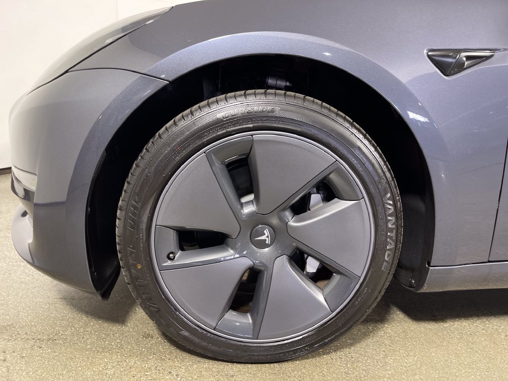 Used 2023 Tesla Model 3 Standard Range RWD image 11