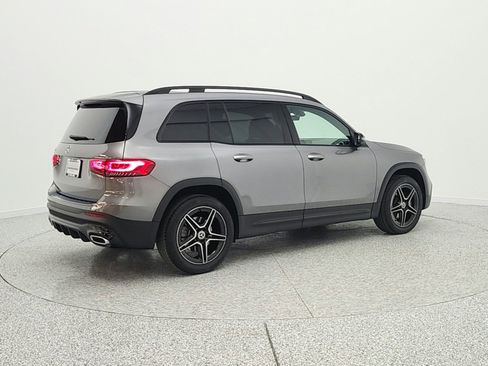 Used 2023 Mercedes-Benz GLB 250 image 5