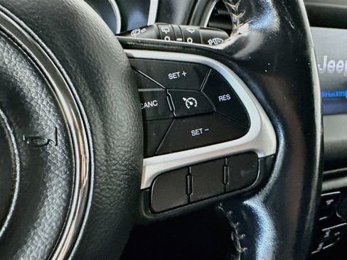 Used 2019 Jeep Compass Latitude w/ Cold Weather Group AWD/4WD image 26