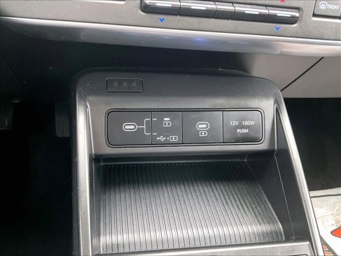 Used 2024 Hyundai Kona SEL image 25