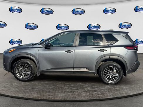 Used 2023 Nissan Rogue S AWD/4WD image 2