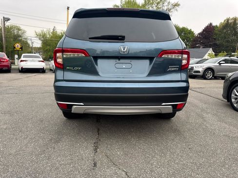 Used 2019 Honda Pilot Touring image 11