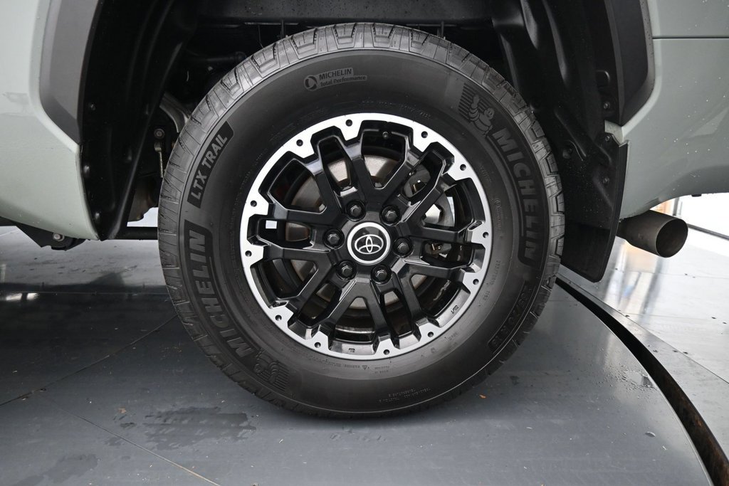Used 2024 Toyota Tundra SR5 w/ TRD Off-Road Package AWD/4WD image 15