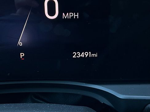 Used 2025 Buick Envista Sport Touring image 36