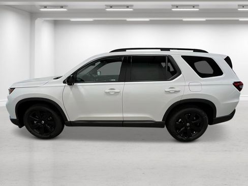 New 2025 Honda Pilot Black Edition image 2