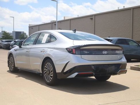 Certified 2025 Hyundai Sonata SEL FWD image 7