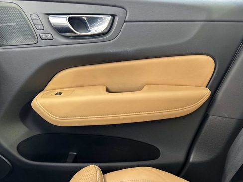 Used 2021 Volvo XC60 T5 Inscription w/ Advanced Package image 23