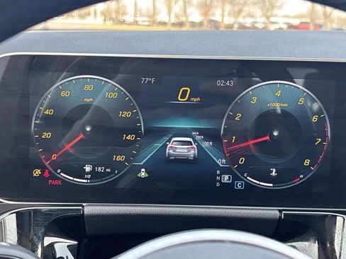 Used 2021 Mercedes-Benz GLA 250 4MATIC image 26