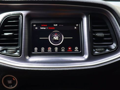 Used 2018 Dodge Challenger SXT RWD image 43