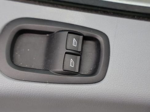 Used 2015 Ford Transit 150 XLT RWD image 43