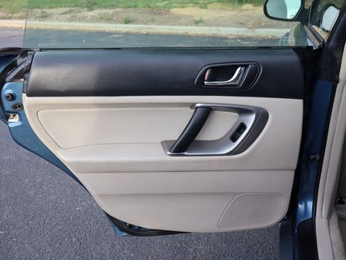 Used 2007 Subaru Outback 2.5i image 24