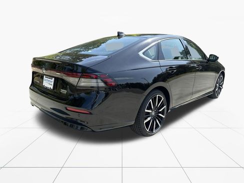 New 2026 Honda Accord Touring image 8