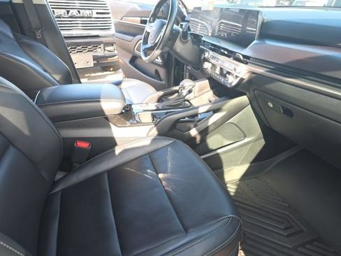 Used 2024 Kia Telluride LX FWD image 21
