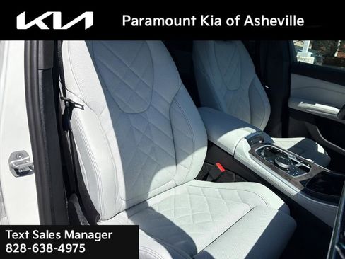 Used 2026 BMW X5 xDrive40i AWD/4WD image 21