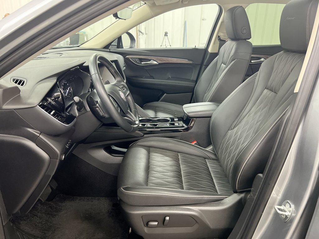 Used 2023 Buick Envision Avenir FWD image 21