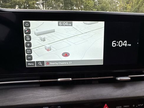 Used 2024 Kia Carnival SX image 18