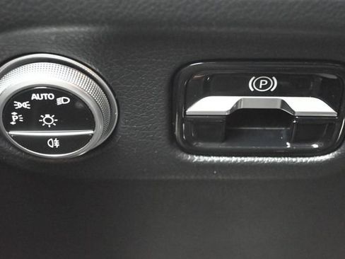 Used 2022 Mercedes-Benz EQS 450+ Sedan image 22