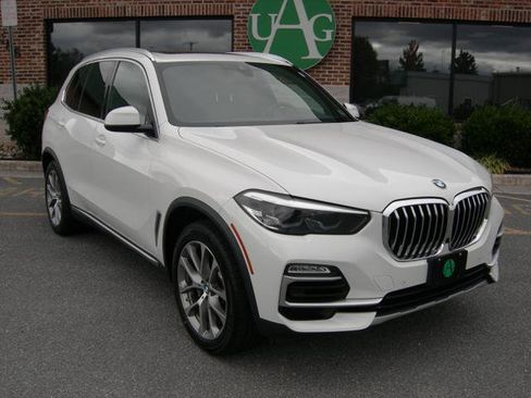 Used 2019 BMW X5 xDrive40i w/ Convenience Package image 1
