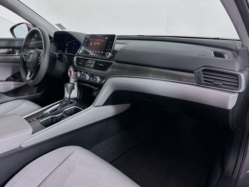 Used 2018 Honda Accord LX image 26