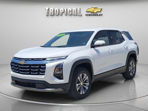 New 2026 Chevrolet Equinox LT w/ Convenience Package II FWD image 1