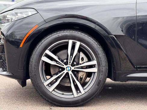 Used 2021 BMW X7 xDrive40i w/ M Sport Package AWD/4WD image 11