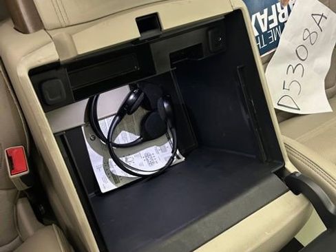 Used 2018 GMC Yukon Denali w/ Open Road Package image 28