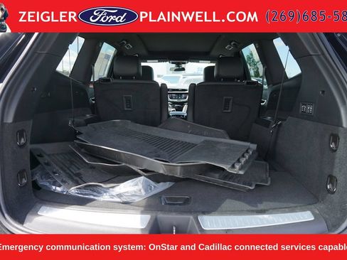 Used 2024 Cadillac XT6 Premium Luxury w/ LPO, Floor Liner Package AWD/4WD image 10