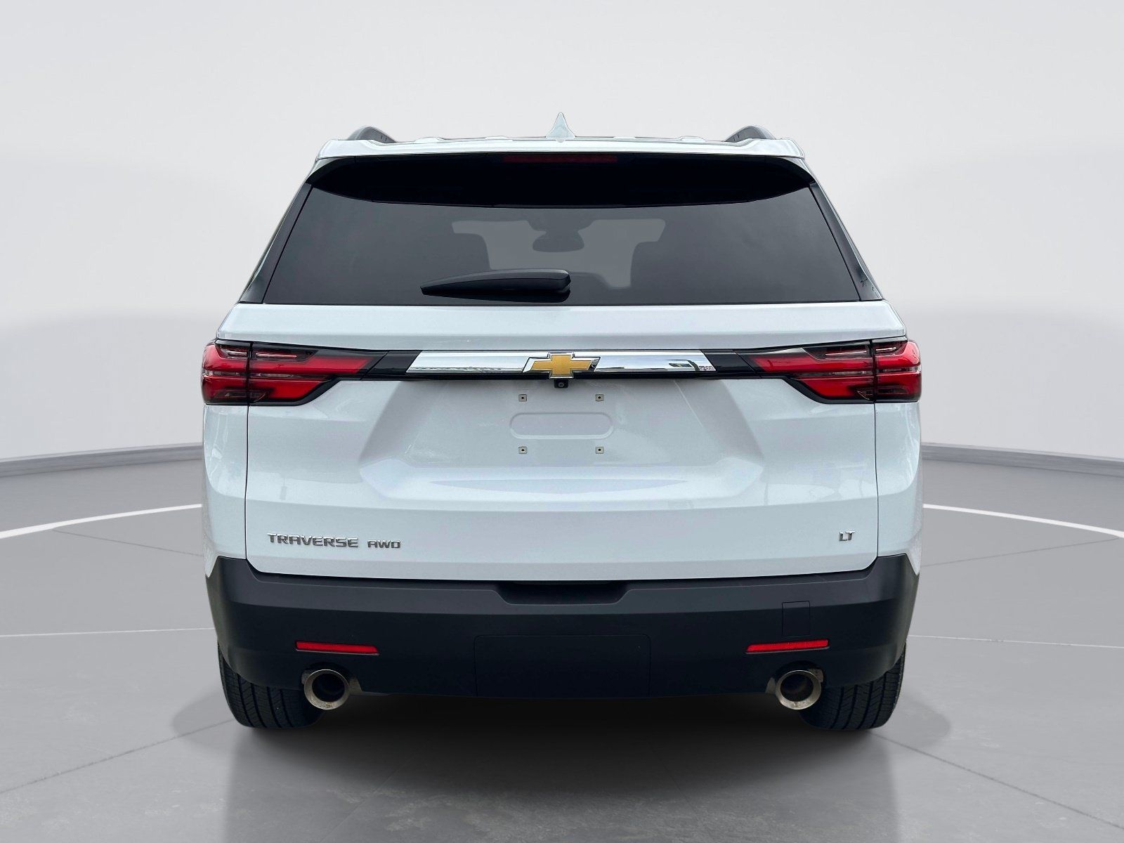 Used 2023 Chevrolet Traverse LT AWD/4WD image 6