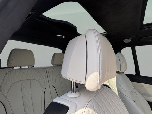 New 2026 BMW ALPINA XB7 image 37