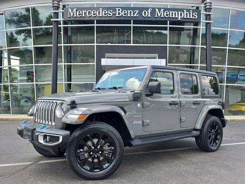 Used 2023 Jeep Wrangler Unlimited Sahara w/ Cold Weather Group AWD/4WD image 1