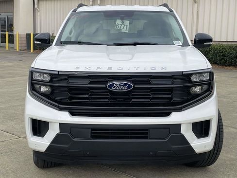 New 2026 Ford Expedition Max Active image 8