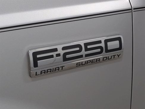 Used 2005 Ford F250 4x4 Crew Cab Super Duty image 13