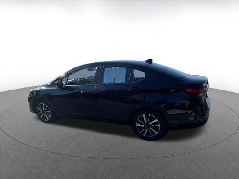 Used 2025 Nissan Versa SV FWD image 10