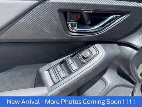 Used 2025 Subaru Crosstrek 2.5i Limited w/ Crosstrek Mirror Package AWD/4WD image 12