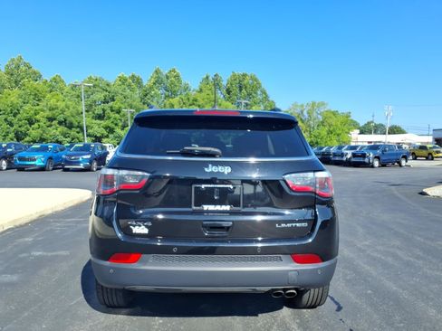 Used 2018 Jeep Compass Limited w/ Navigation Group AWD/4WD image 6