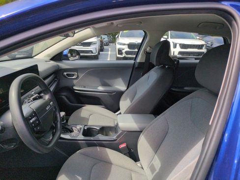 Used 2025 Kia K4 FWD image 14